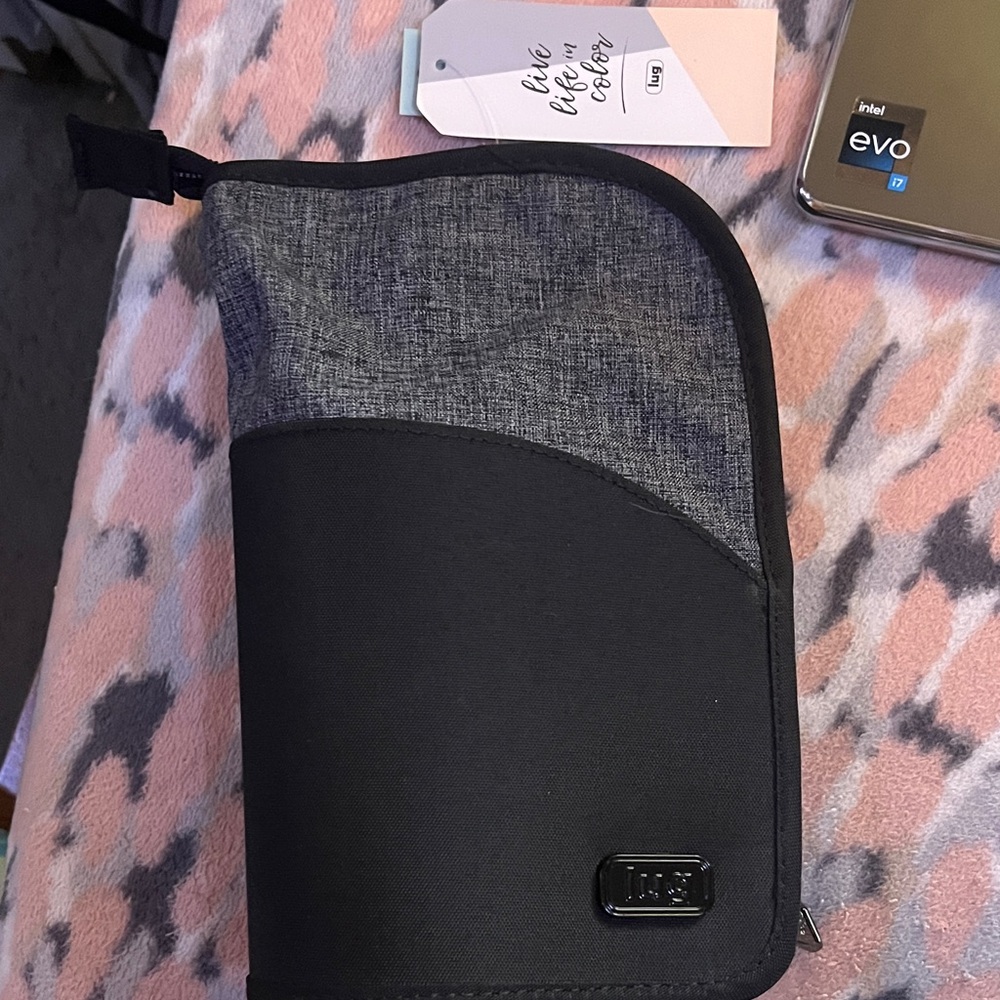 Black and Gray Travel standing case